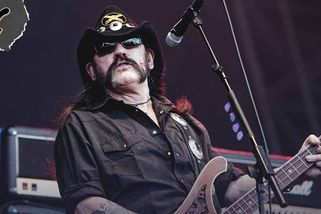 Whisky místo svěcené vody. Vánoční příběh zrození Lemmyho z Motörhead